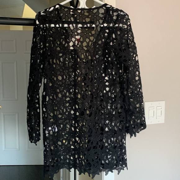 Chic Black Lace Women cardigan - Picture 2 of 5